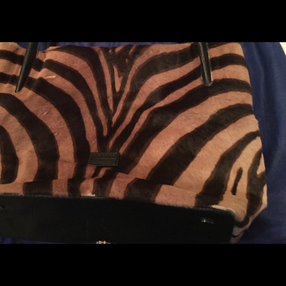 Stuart Weitzman - Picture 6 of 13